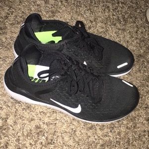 Nike free rn 2018 running shoes